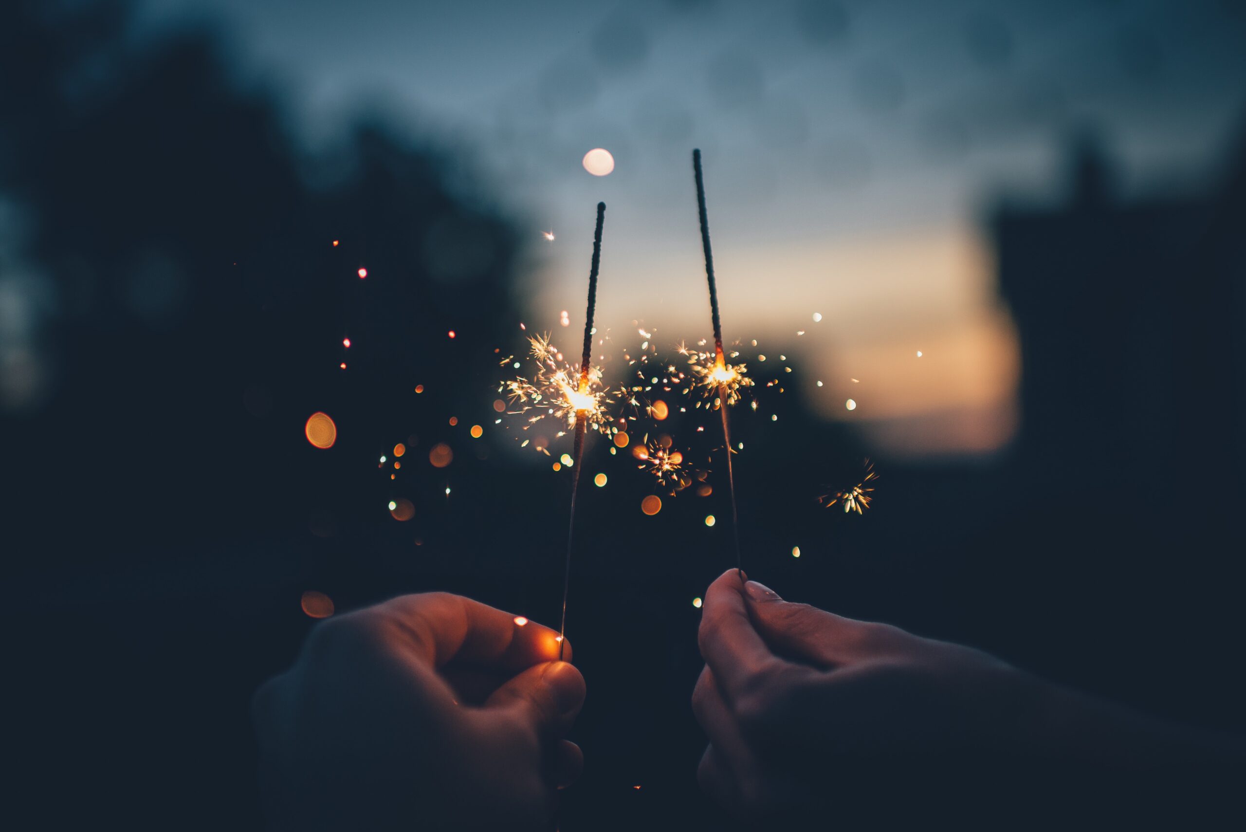 Célébrez le Nouvel An au Chalet : Une Évasion Scintillante